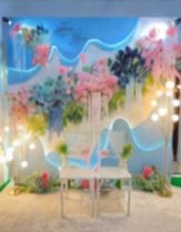 Backdrop bunga warna-warni dengan lampu